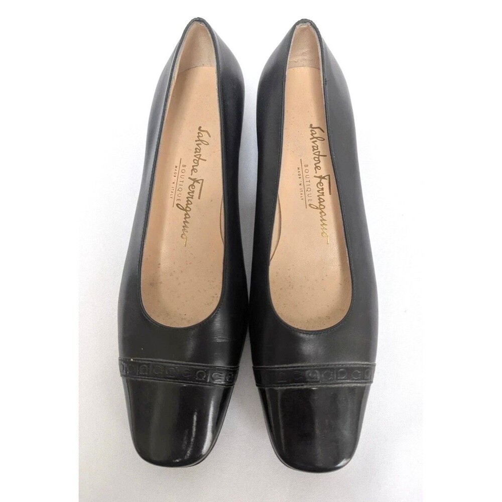 Salvatore Ferragamo Womens Shoes Sz 7.5B Boutique Gancini Cap Toe Black Leather